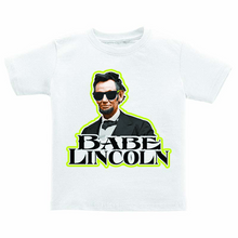 T-Shirt - Babe Lincoln
